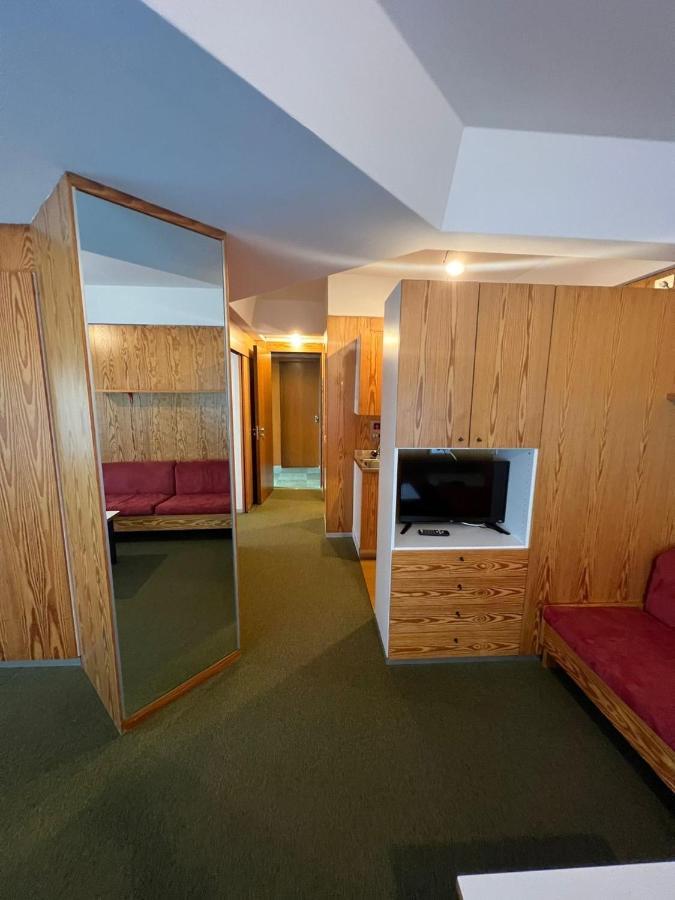 Residenza Albare Aparthotel Marilleva Ngoại thất bức ảnh