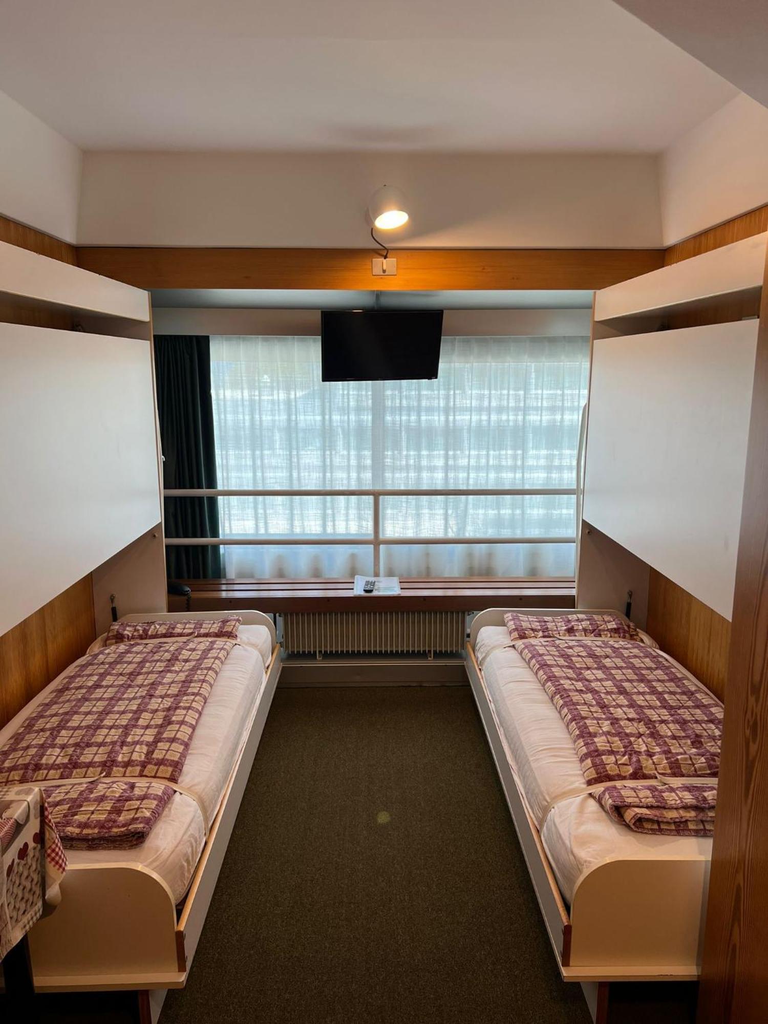 Residenza Albare Aparthotel Marilleva Ngoại thất bức ảnh